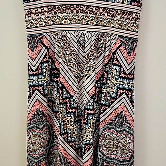 London Times Geometric Patterned Sleeveless Top - Picture 7 of 9